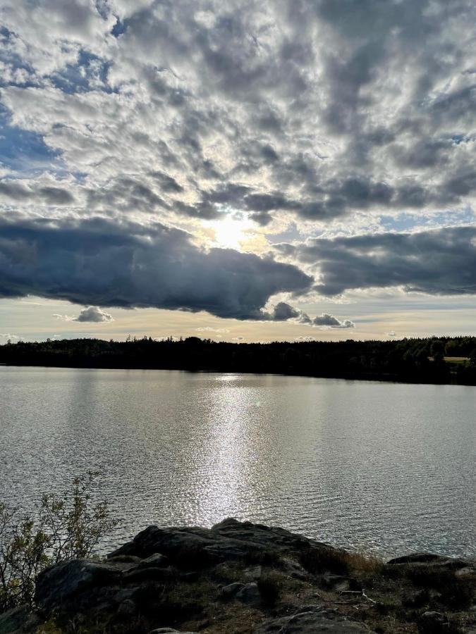 Lilla Röda Huset. Villa Sjotofta Exteriör bild